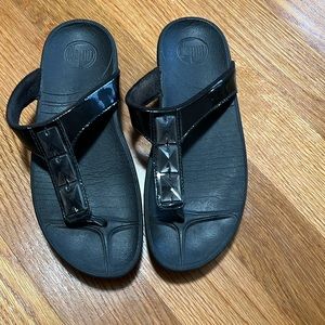 FitFlop slides size 9 with stones in black